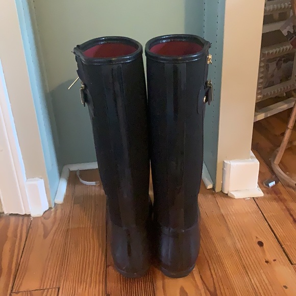 Tommy Hilfiger Rain Boots w/Gold Zipper and Buckle - Picture 3 of 5